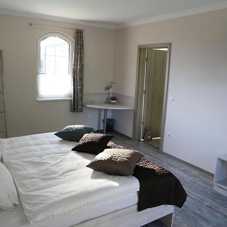 Tiszavilag Pihenohaz Hotel Tiszakecske Luaran gambar