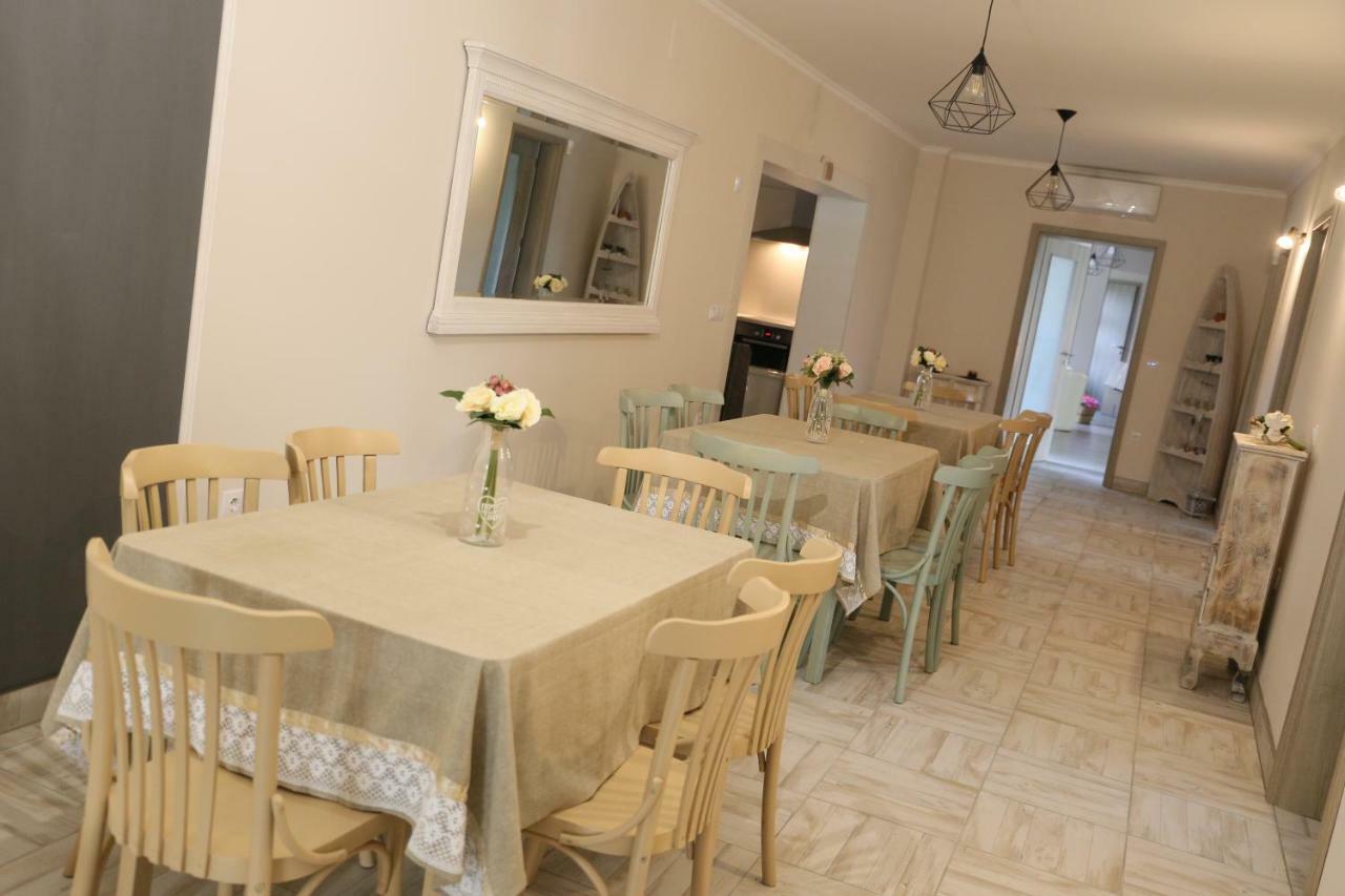 Tiszavilag Pihenohaz Hotel Tiszakecske Luaran gambar