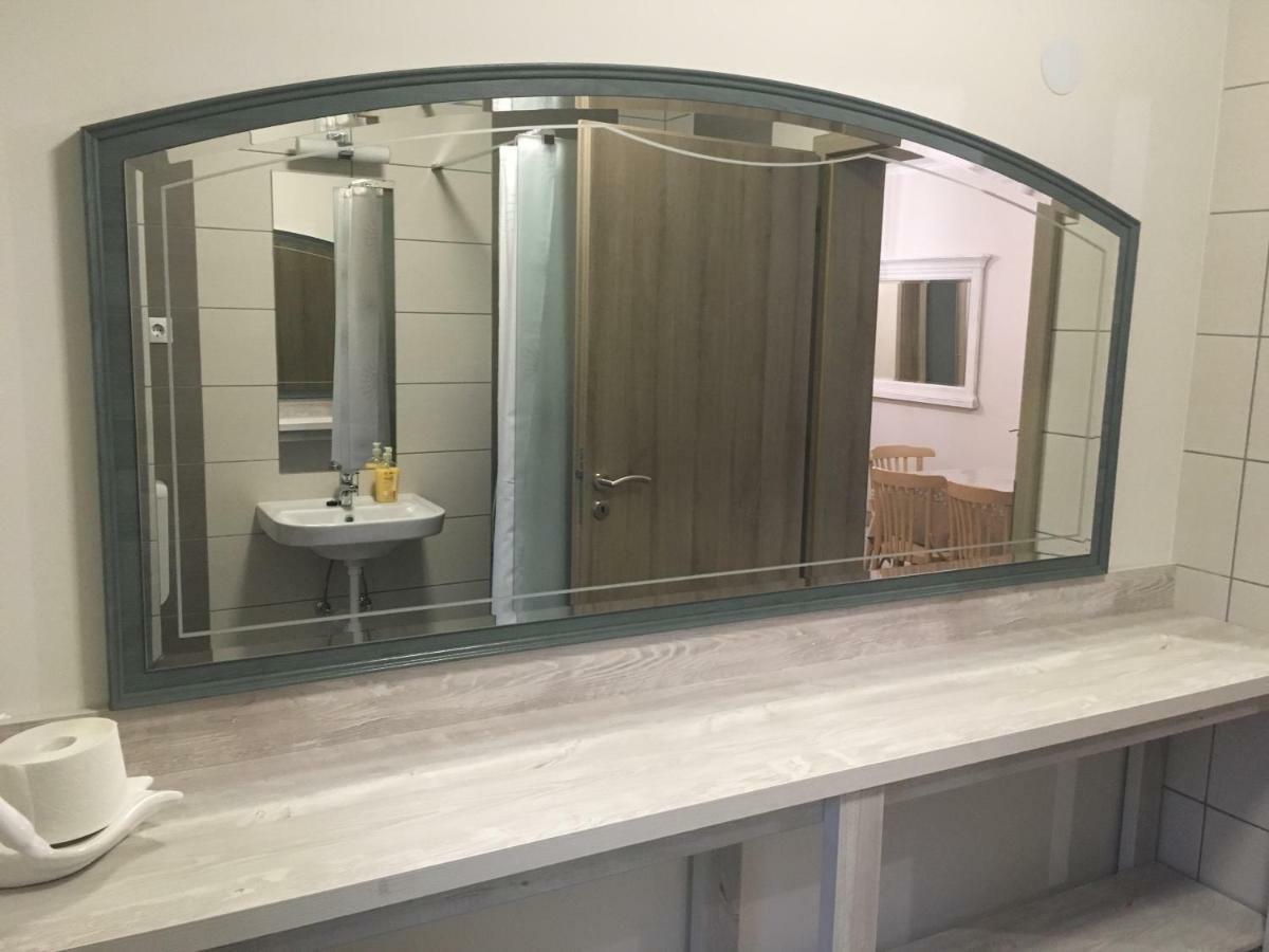 Tiszavilag Pihenohaz Hotel Tiszakecske Luaran gambar